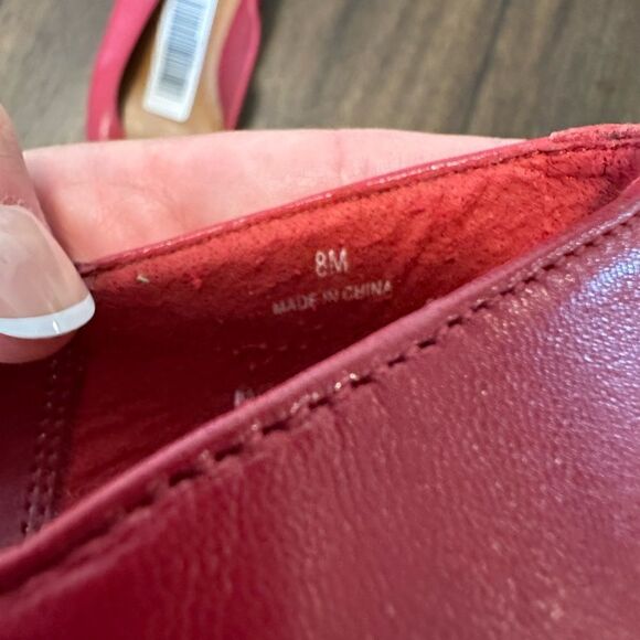 Studio 36 Red pumps size 8 - Picture 4 of 5